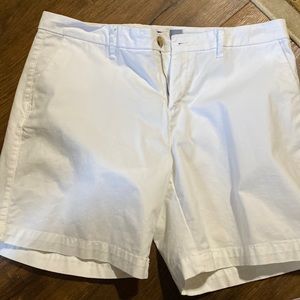 Old Navy white shorts size 10